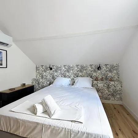 Duplex Climatisé Avec Terrasse&parking Gratuit A * Clermont-Ferrand